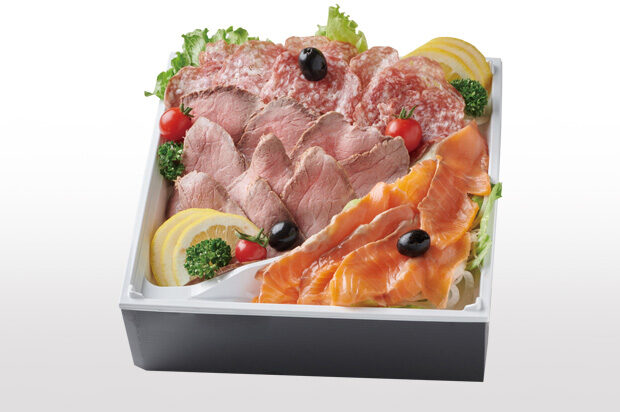 ローストビーフ、サーモン、生ハム